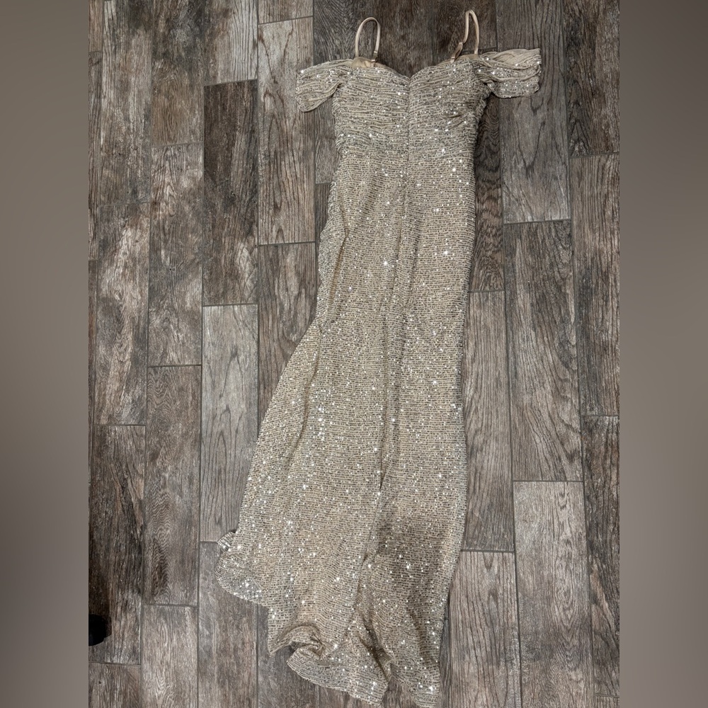 Sparkly Mermaid Cream Silver Evening Gown - Picture 3 of 5